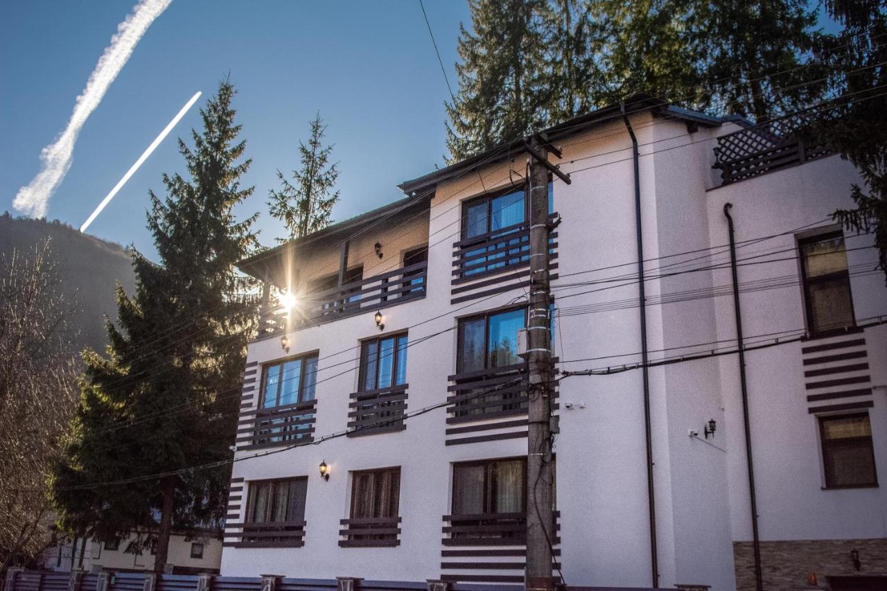 Imperial Otel Sinaia Dış mekan fotoğraf