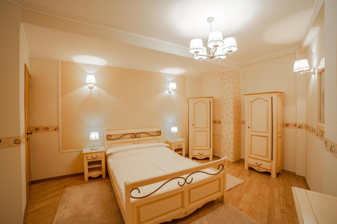 Imperial Otel Sinaia Dış mekan fotoğraf